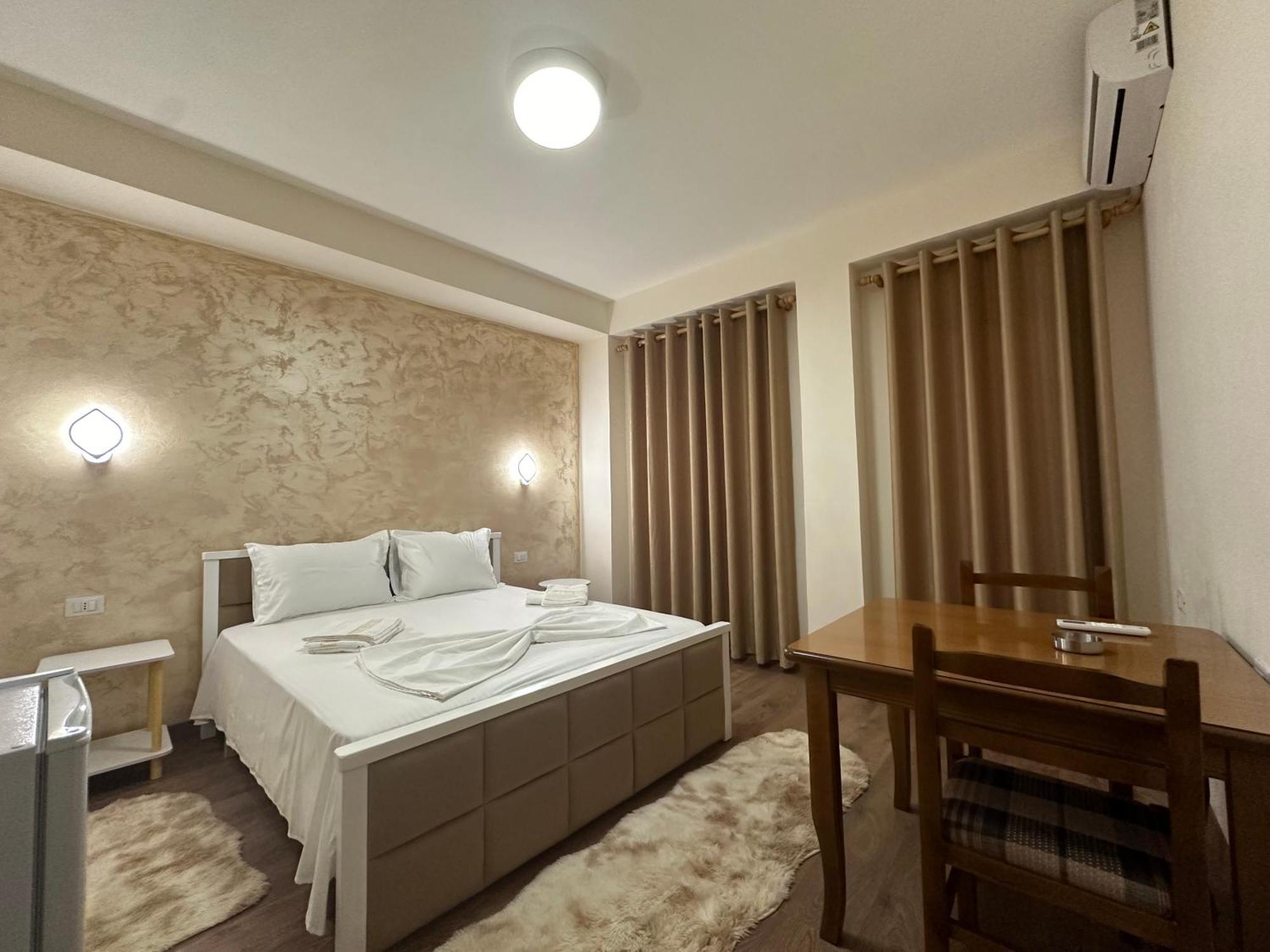 Guni Inn Kruje Ngoại thất bức ảnh